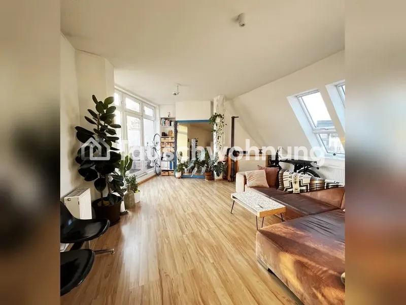 Tauschwohnung: Helles DG mit Sauna, Terrasse und Aufzug in NK Nord — photo 1